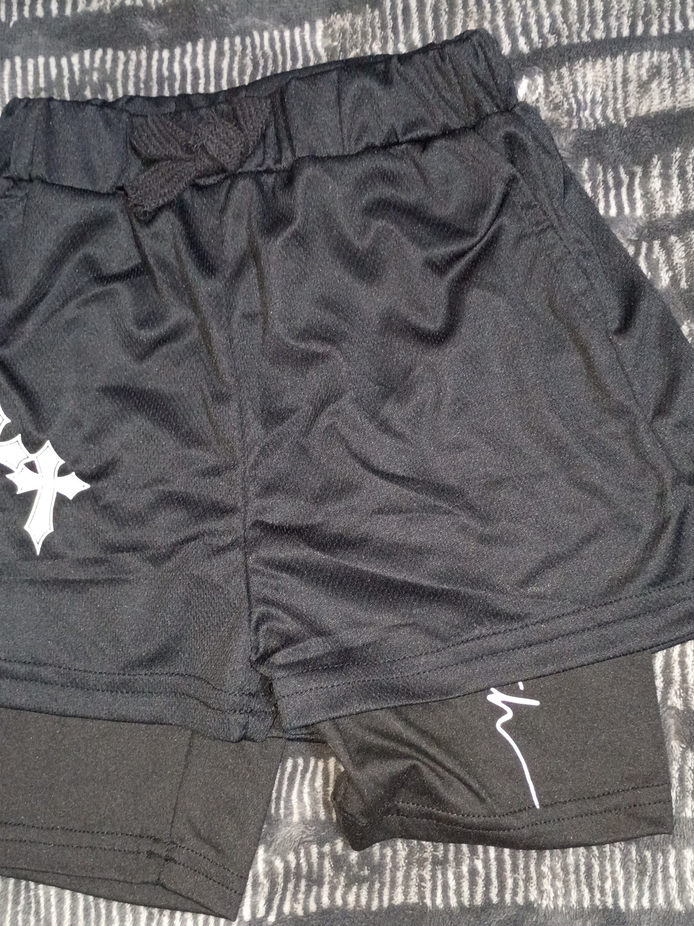 Black Athletic Shorts with Built-In Liner Cross And Faith Graphic Boys Sz 6Y